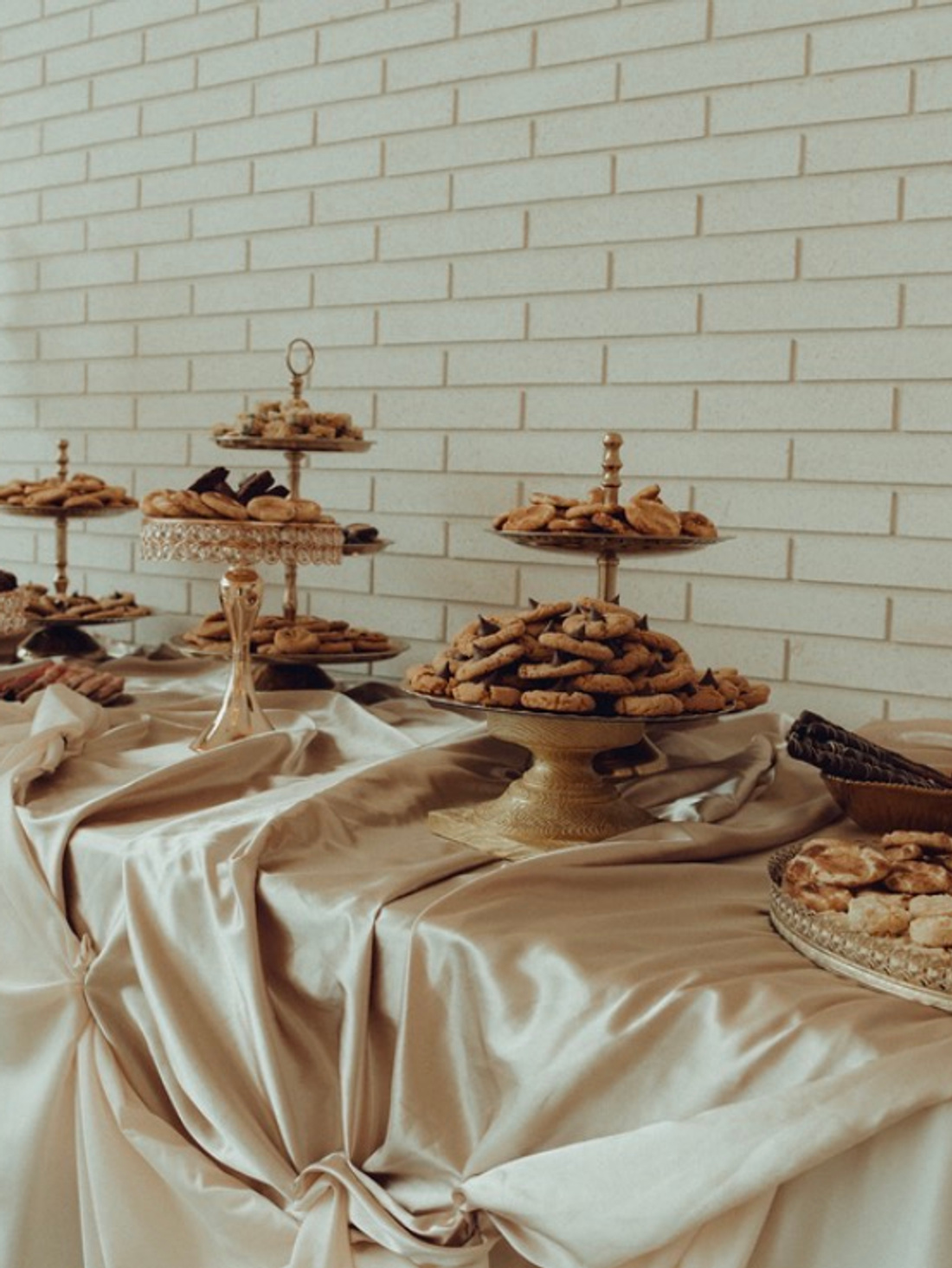 Elegant wedding design and guest experience by Selah Events